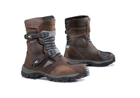 forma-adventure-low-boots-brown